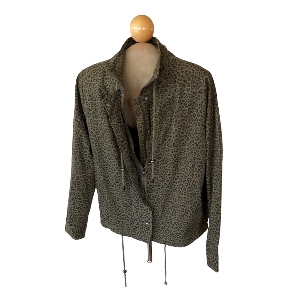 NWT KORI AMERICA JACKET SMALL Animal Print zip/snap/drawstring/pockets WASHABLE